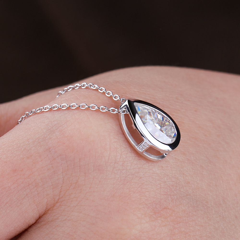 BXINY 4Carat Bezel Set WaterDr - огляд і ціна Bezels Set Pendant